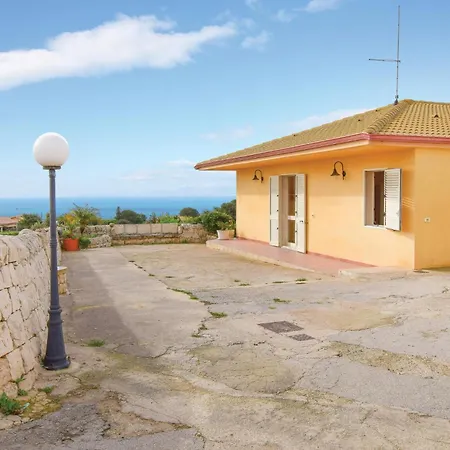 度假居 3 Bedroom Cozy Home In Ragusa