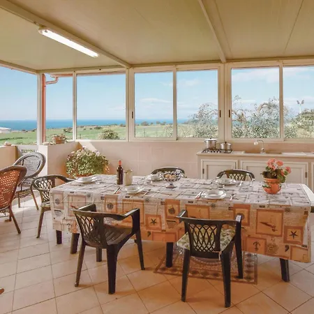 度假居 3 Bedroom Cozy Home In Ragusa *
