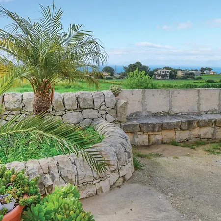 3 Bedroom Cozy Home In Ragusa